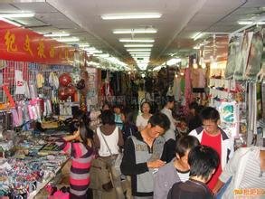 黑龍江哈爾濱服裝城全攻略 地址交通、拿貨技巧與營業時間詳解